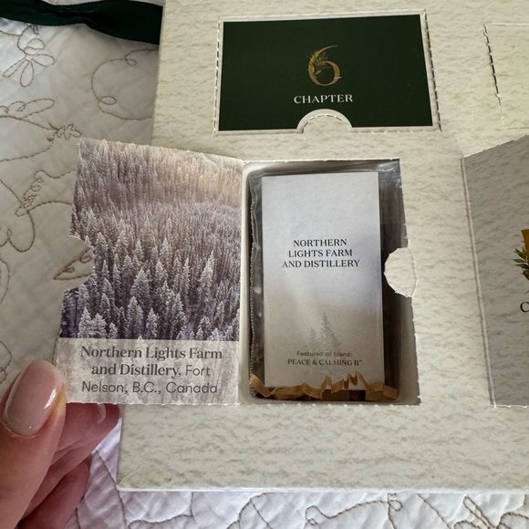 Young Living Once Upon a Farm Collection with 25 botanical charms - Picture 3 of 7